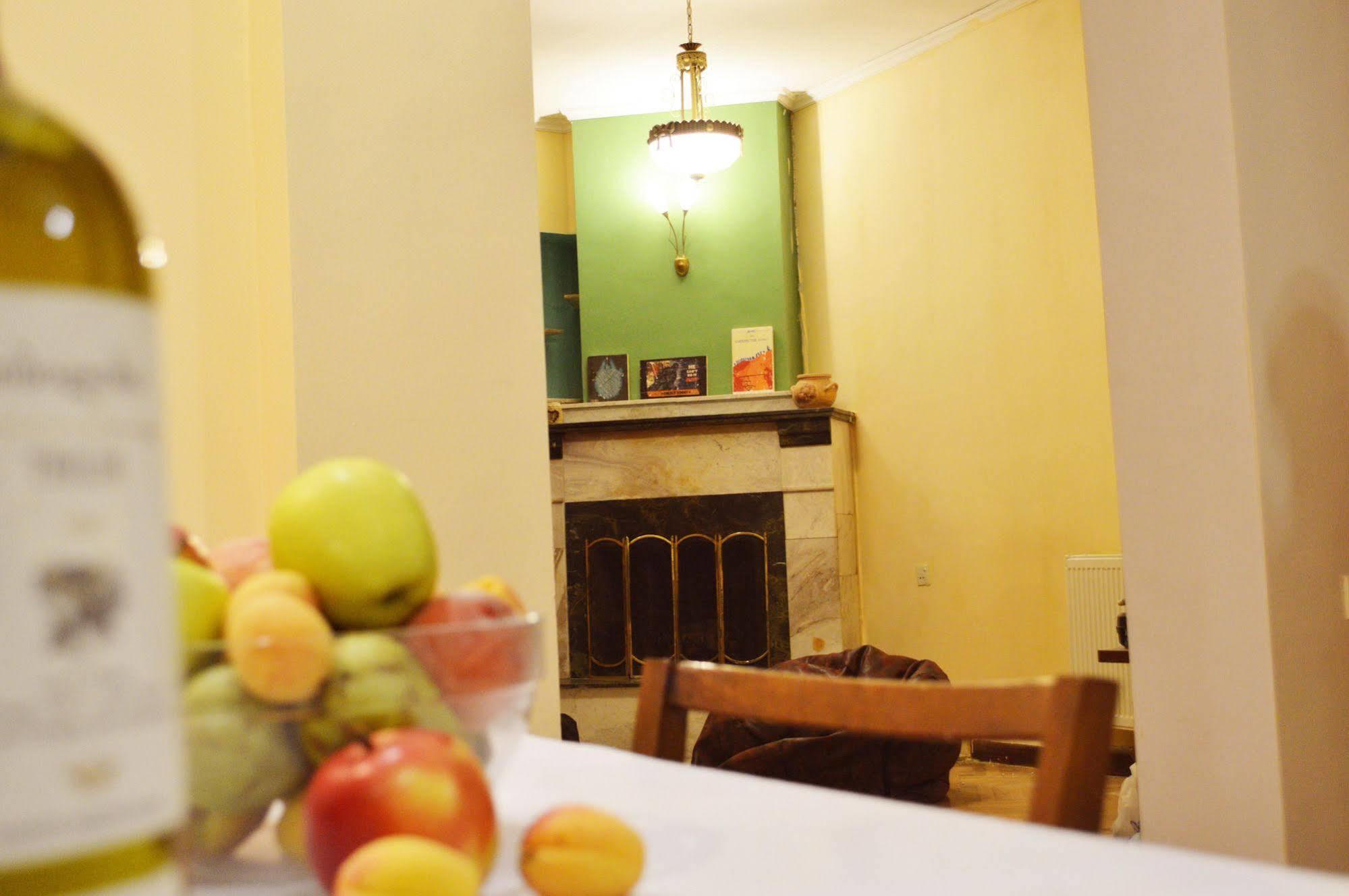 Patio Hostel Tbilisi ภายนอก รูปภาพ