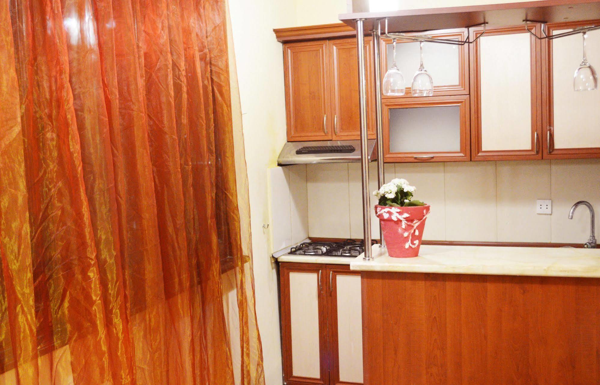 Patio Hostel Tbilisi ภายนอก รูปภาพ